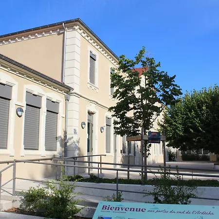 Le Preau De Baix Hotel Exterior photo